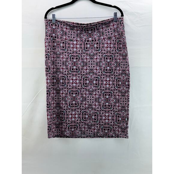 XL pencil Lularoe skirt multi colored with stretch. - Picture 1 of 6